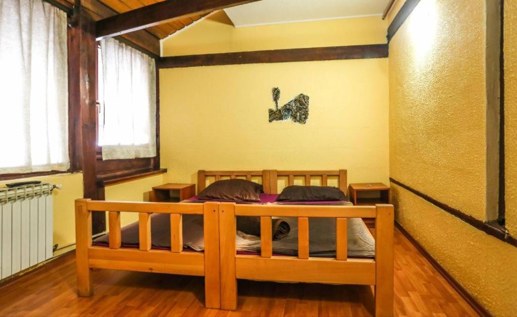 Pansion Sebilj Hostel ซาราเยโว ภายนอก รูปภาพ