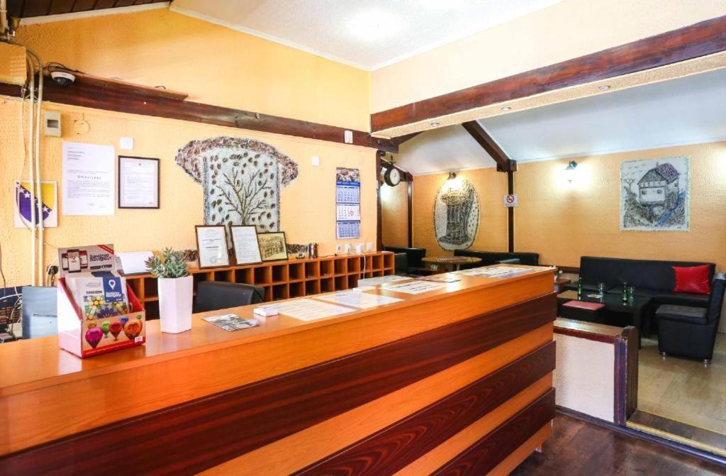 Pansion Sebilj Hostel ซาราเยโว ภายนอก รูปภาพ